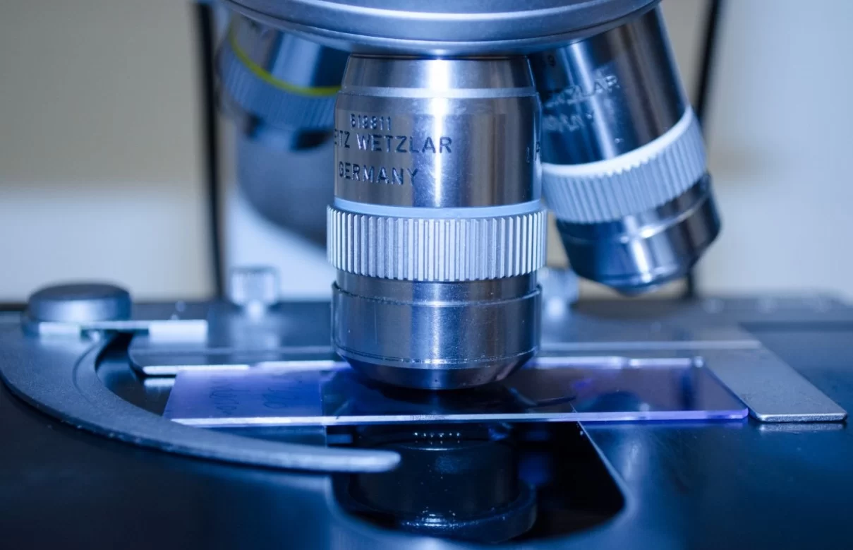 Химики создали новую молекулярную форму, вдвое необычнее, чем лента Мёбиуса